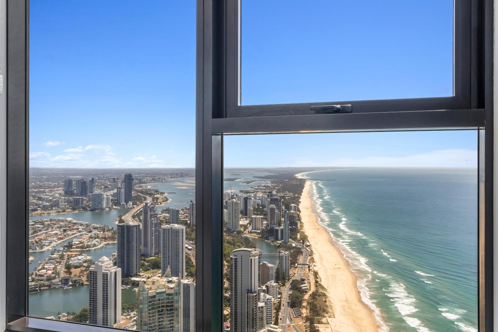 Surfers Paradise New Beachfront Apartments Gold Coast Zewnętrze zdjęcie