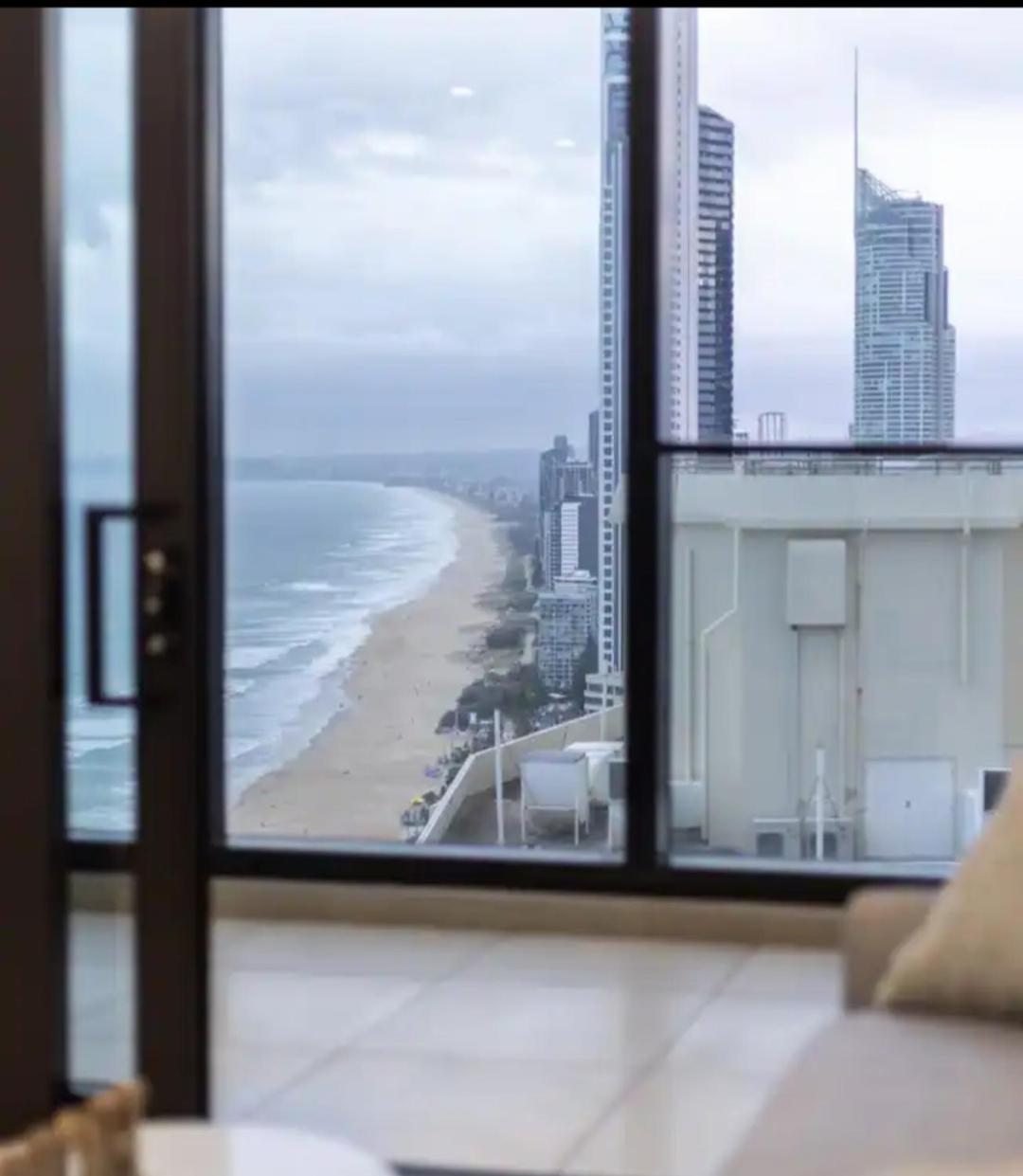 Surfers Paradise New Beachfront Apartments Gold Coast Zewnętrze zdjęcie
